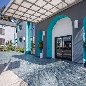 Quality Inn Near Hollywood Walk Of Fame